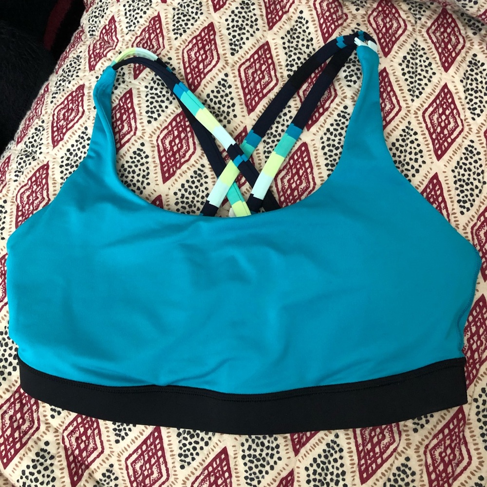 Lululemon sports bra